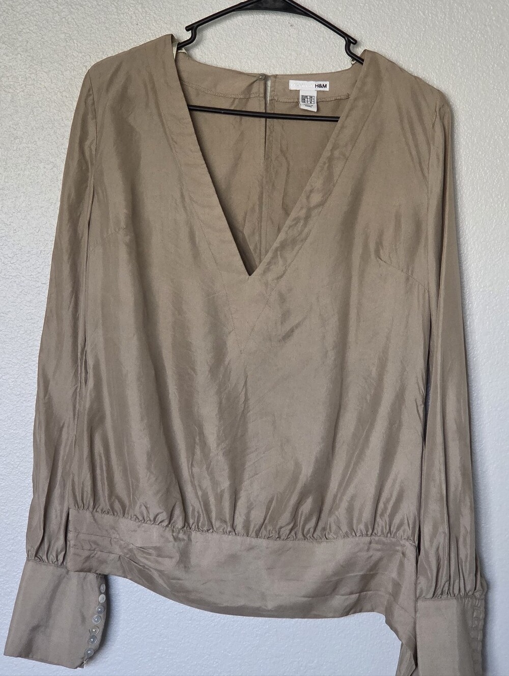 Vintage 100% Silk Taupe V-Neck Long Sleeve Blouse